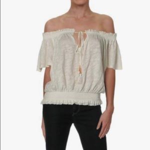 🔴 - We the Free Top Off the Shoulder